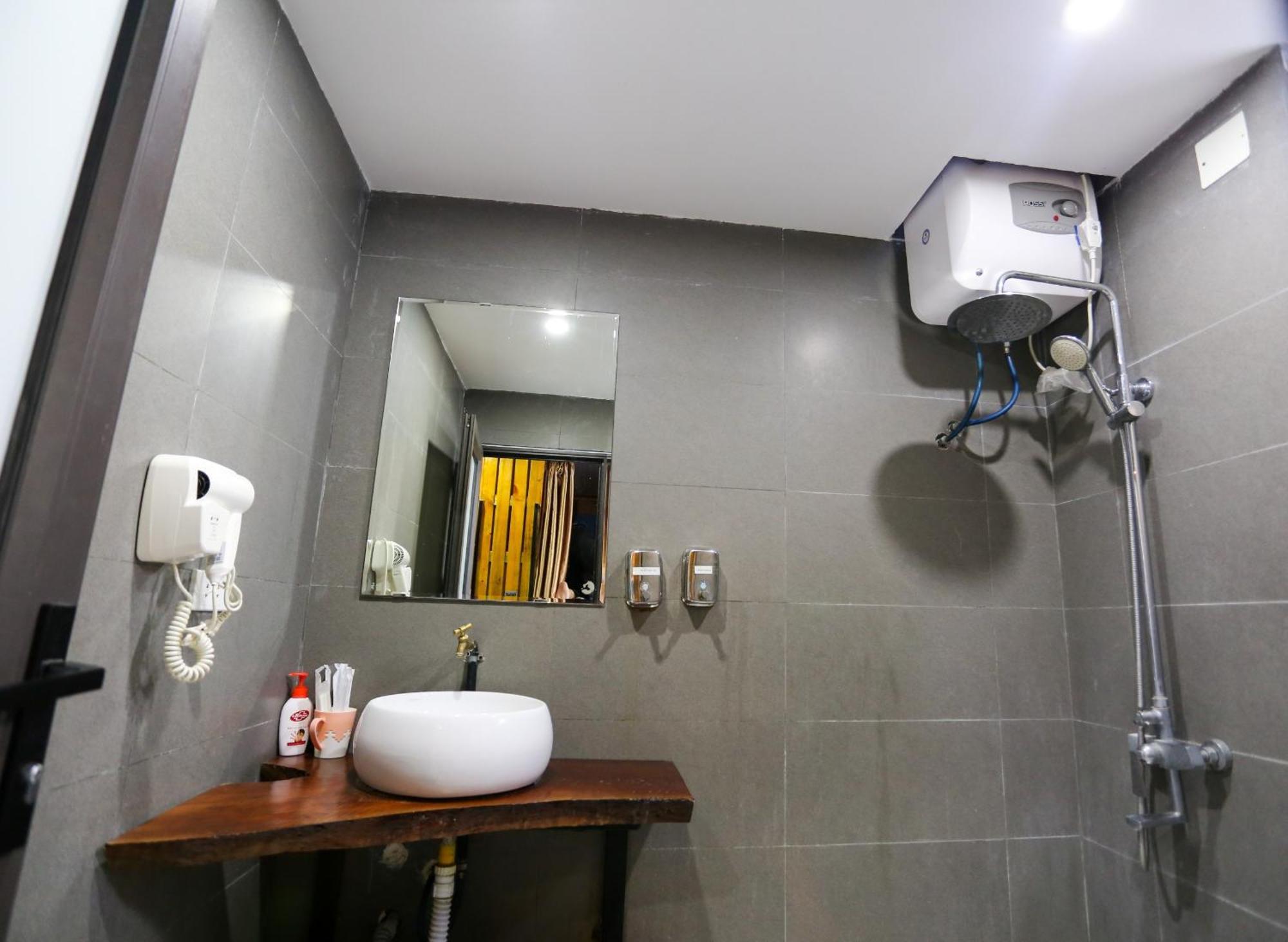 Catba Pod Hostel Dong Khe Sau Exterior foto